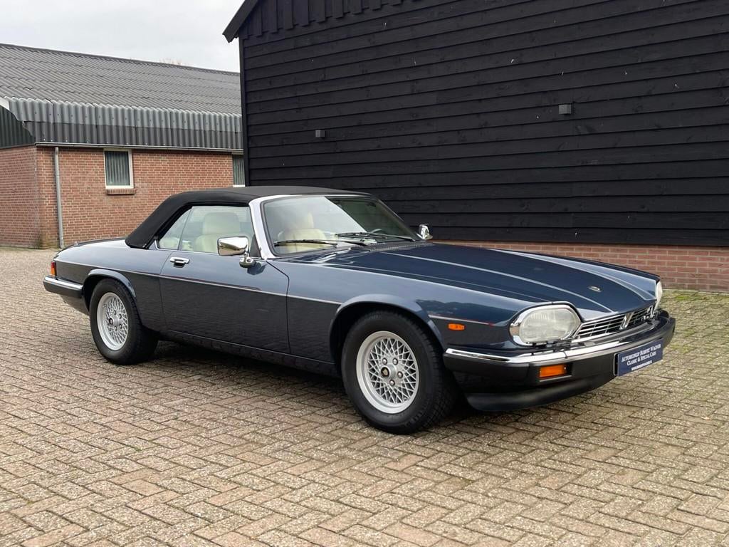 Jaguar XJS 5.3 V12 Convertible ultra low kms 6900 km, Automaat, Beige, Cabriolet, Leder