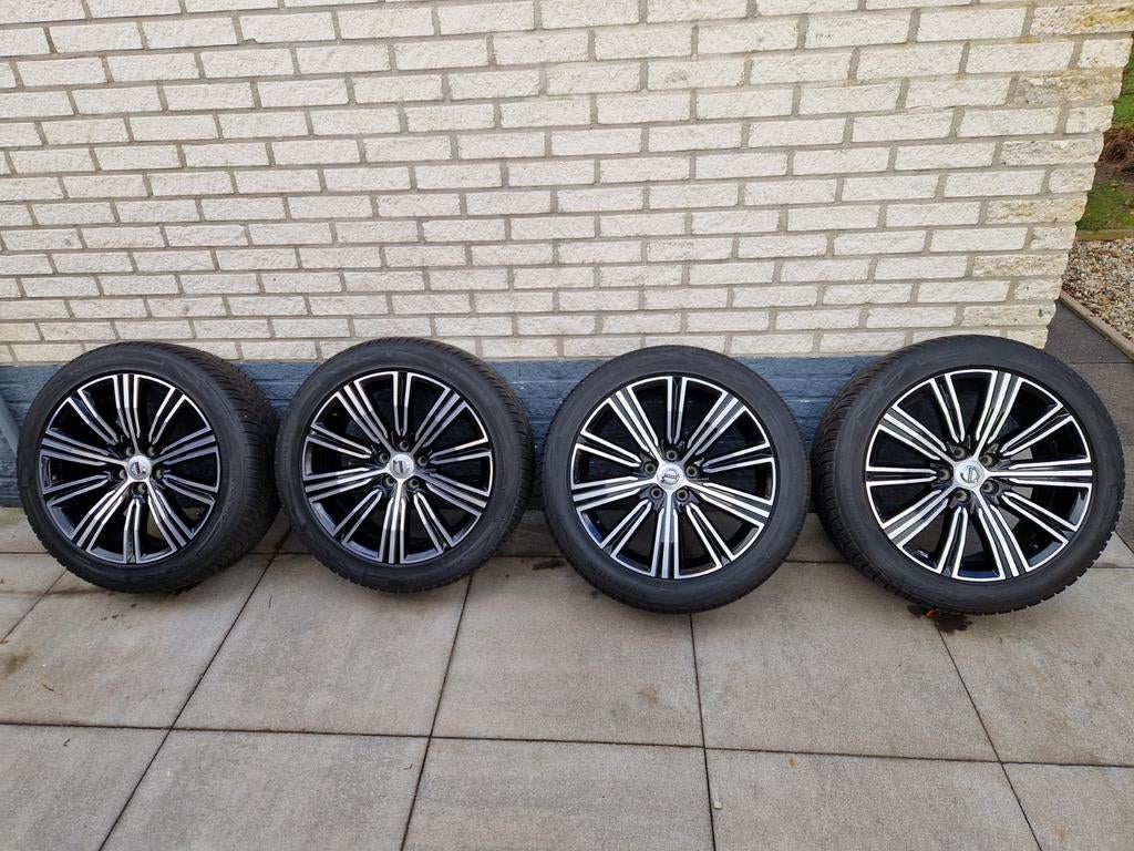 volvo v60 18 inch velgen winterbanden, 18 inch, Gebruikt, Velg(en), 235 mm