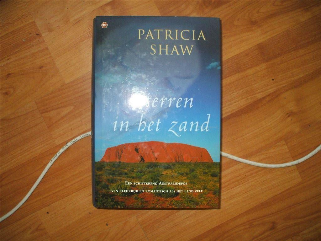 patricia shaw-sterren in het zand-uitstekende staat, Boeken, Ophalen of Verzenden, Zo goed als nieuw