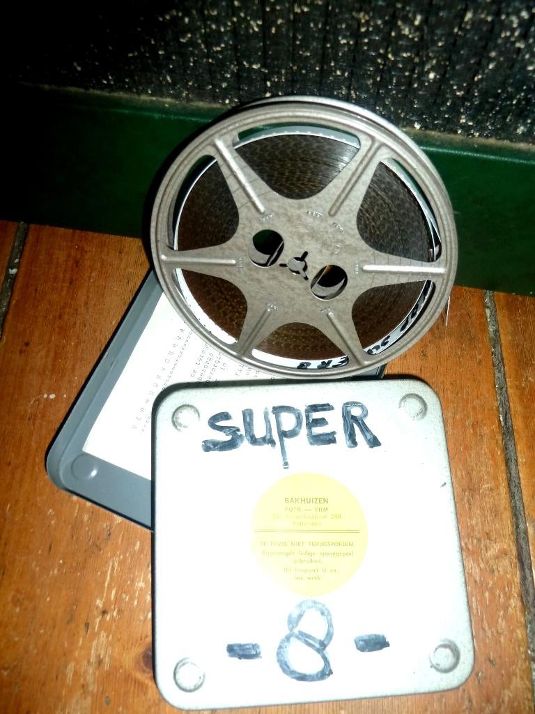 8mm film cartoon Bone Sweet Bone rooiig - 1948 -, Ophalen of Verzenden, 8mm film