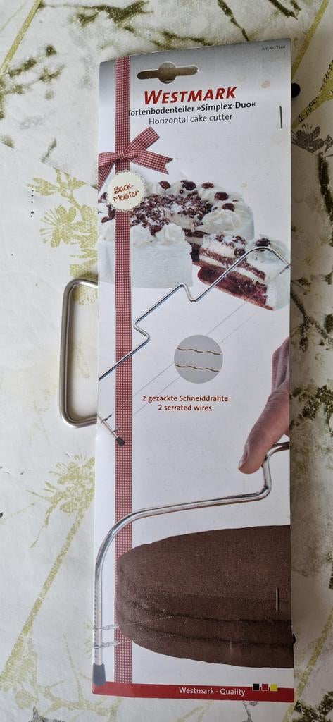 Taartbodem snijder in hoogte verstelbaar, Ophalen of Verzenden, Nieuw, Taarten, Overige typen