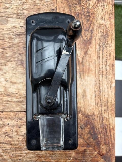 gietijzeren wandkoffiemolen, Ophalen of Verzenden