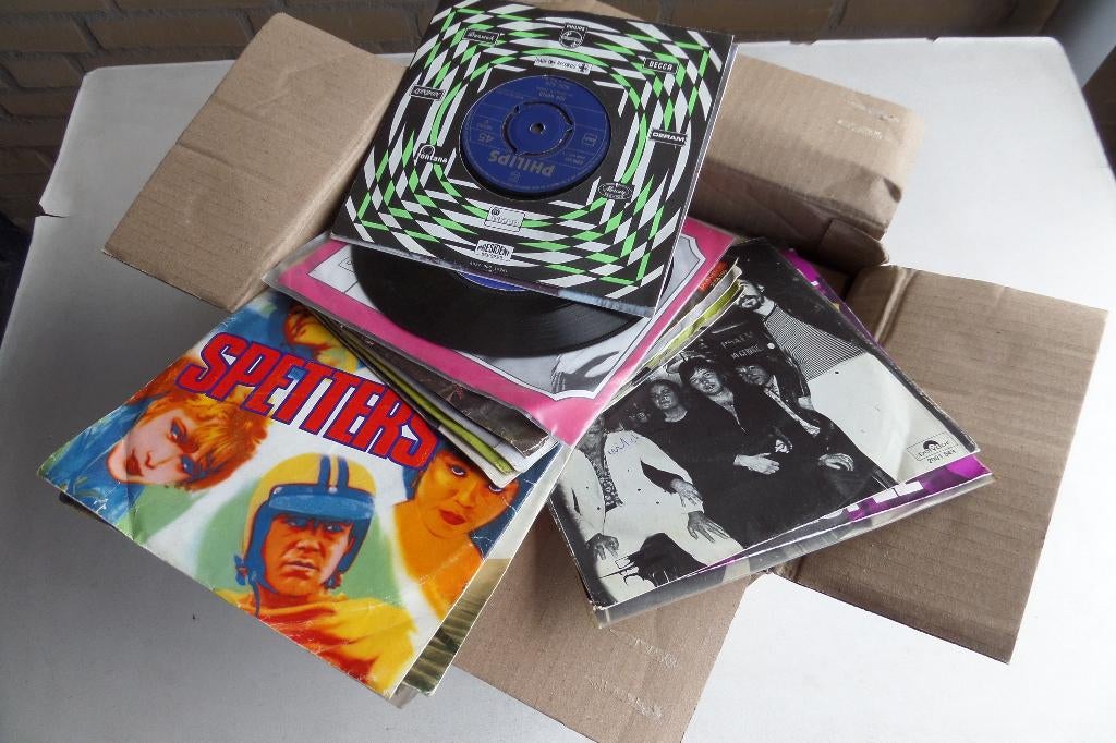 doos met singeltjes ( 45 toeren plaatjes), Cd's en Dvd's, Vinyl Singles, Gebruikt, Verzenden, 7 inch, Single