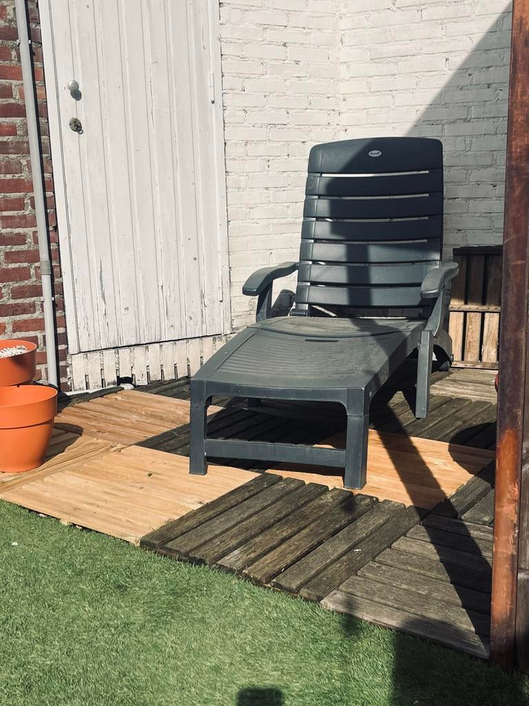 Gratis Hartman ligbed, Ophalen, Gebruikt, Kunststof, Verstelbaar