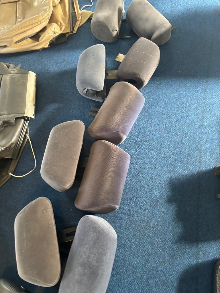 DIVERSE SAAB HOOFDSTEUNEN, Auto-onderdelen, Ophalen, Nieuw, Saab