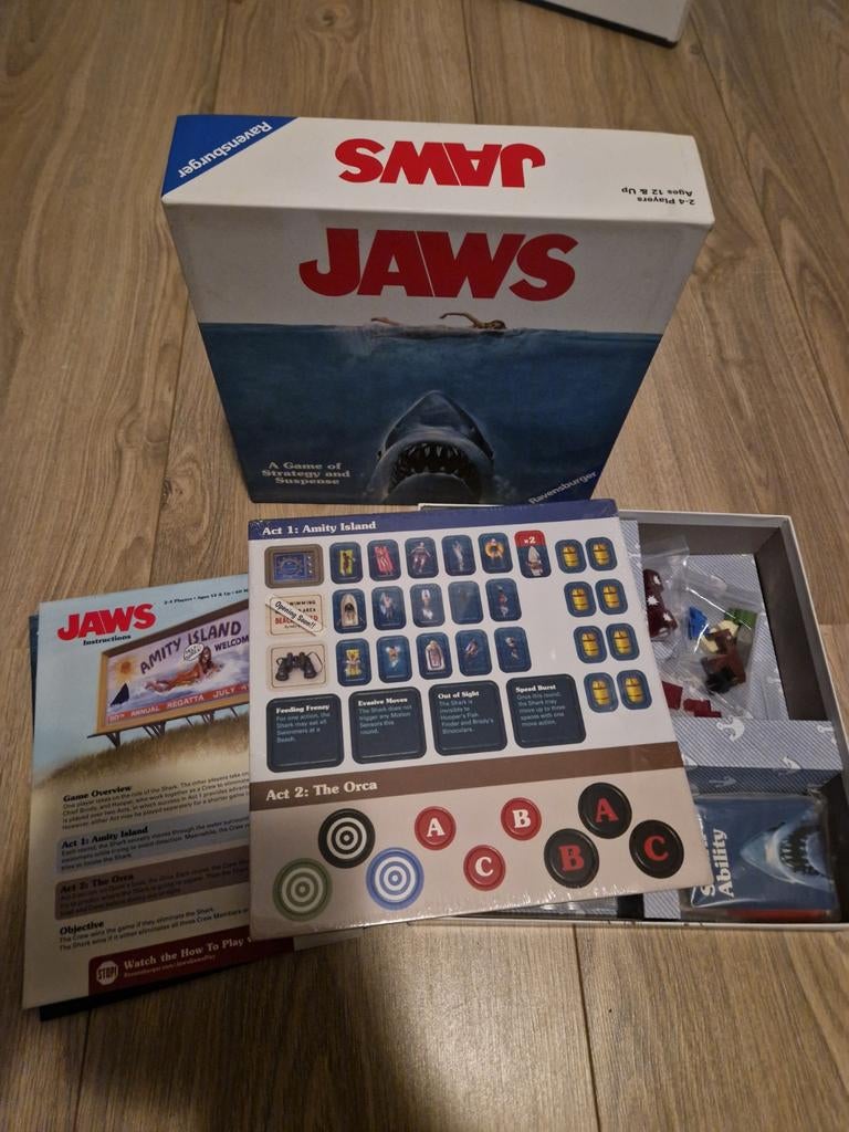 Bordspel jaws, Hobby en Vrije tijd, Gezelschapsspellen | Bordspellen, Ophalen of Verzenden, Nieuw