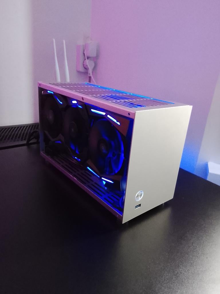 Mini Gaming PC Intel Core i7 32GB RAM GTX 1080 Ti 2TB SSD, Computers en Software, Desktop Pc's, Ophalen, 32 GB, ASUS, Zo goed als nieuw