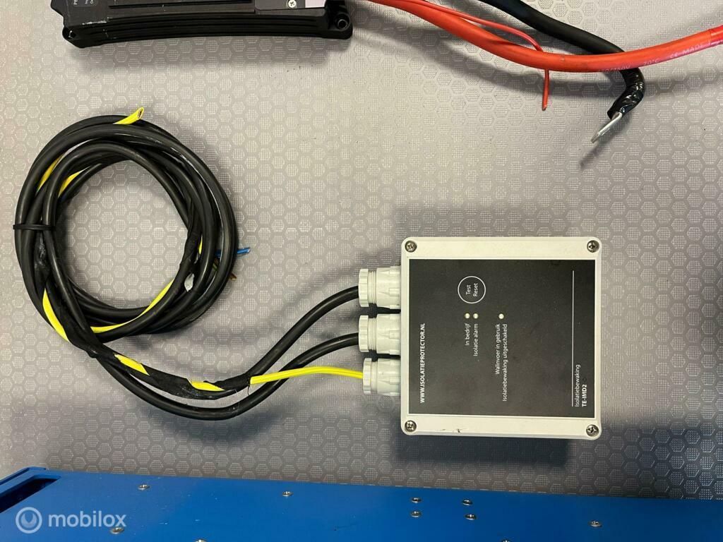 Victron Energy omvormer set / 12v / 2000w / businrichting, Ophalen of Verzenden