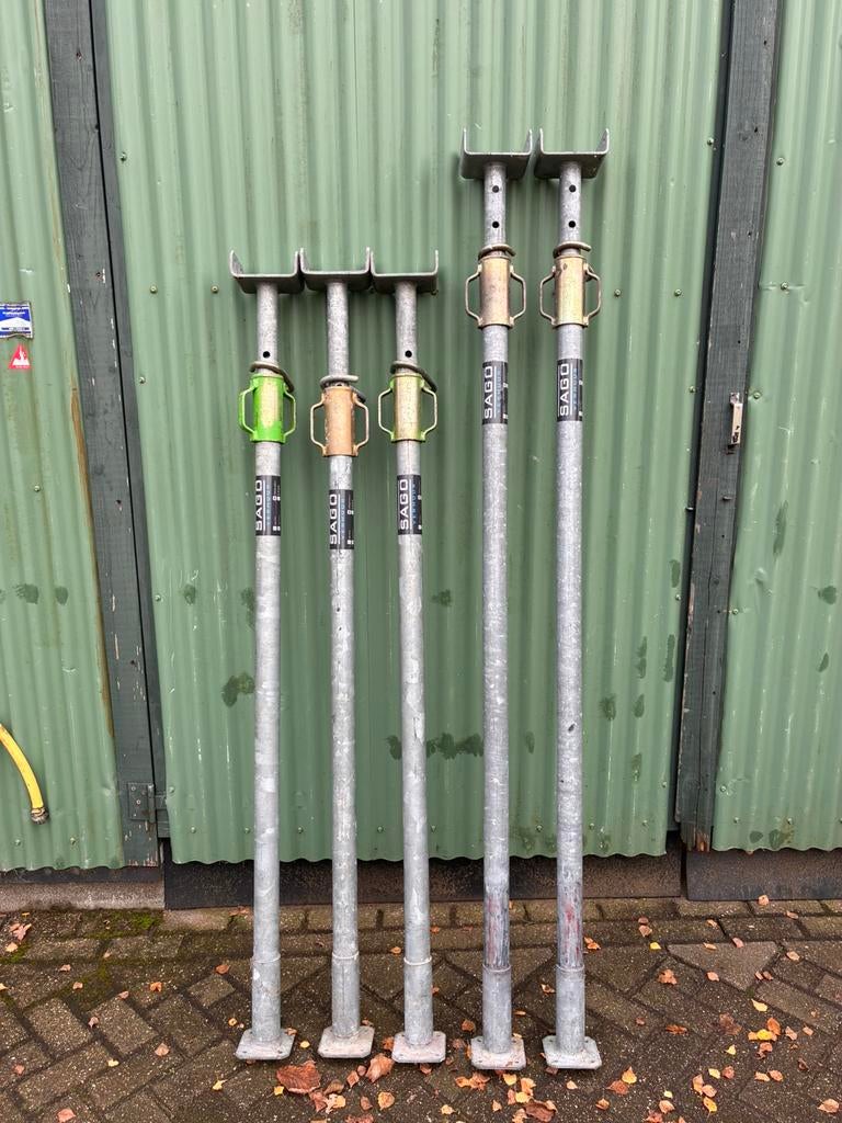 Bouwstempels / schroefstempels te huur, Doe-het-zelf en Verbouw, Steigers, Ophalen of Verzenden, Zo goed als nieuw, Overige typen