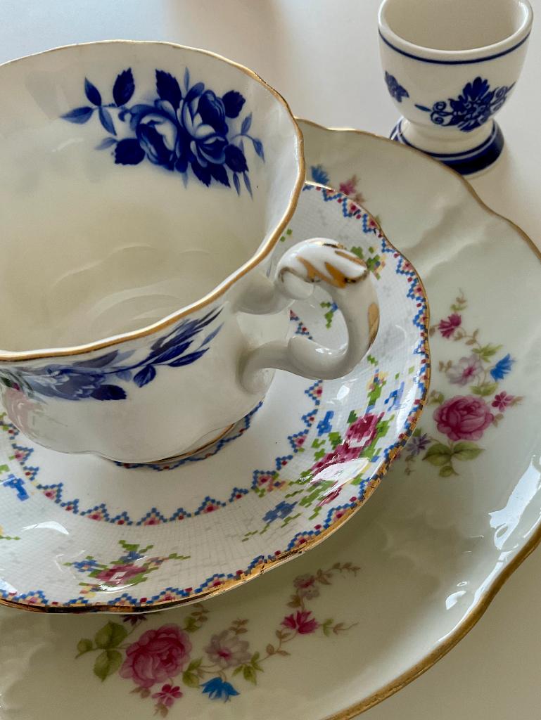 Oma Servies voor 6 personen (minus Theepot), Ophalen