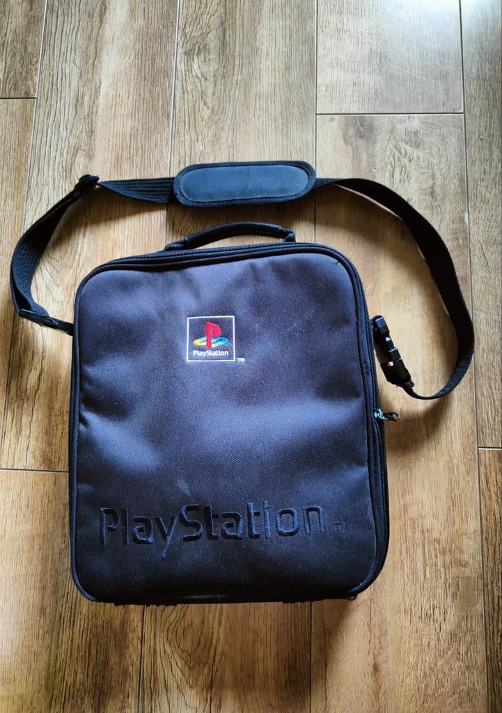 Officiële Sony Tas voor PlayStation 1|PS1, 1 speler, Ophalen of Verzenden, Zo goed als nieuw, Vanaf 18 jaar