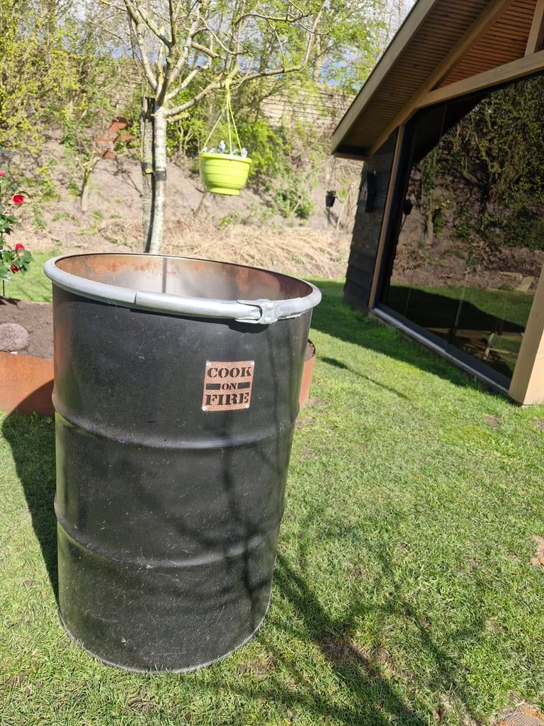 Cook on Fire vat, Ophalen