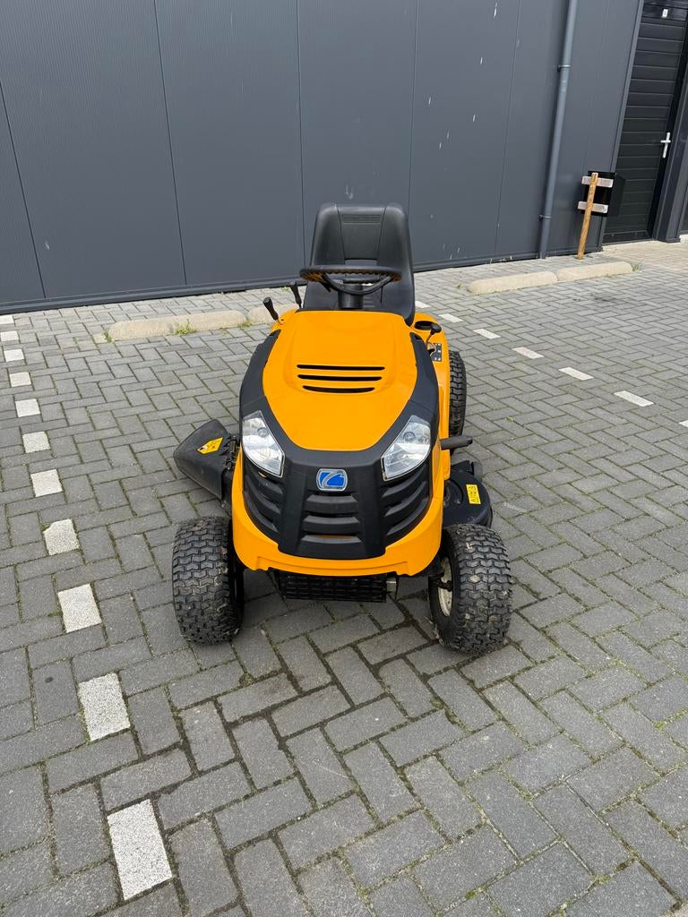 Cub Cadet LT1 Zitmaaier - Zeer weinig gebruikt, Tuin en Terras, Zitmaaiers, Zo goed als nieuw, 90 tot 120 cm, Mulchfunctie, Ophalen of Verzenden