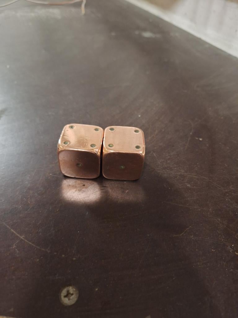 2 puur koperen dobbelstenen, Een of twee spelers, Ophalen of Verzenden, Gebruikt