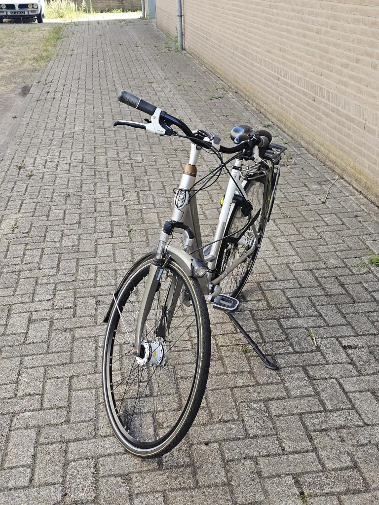 Gazelle Allure Limited Edition Damesfiets – Zilver – 53 cm, Ophalen, 2 zitjes, Gebruikt, Buggydrager