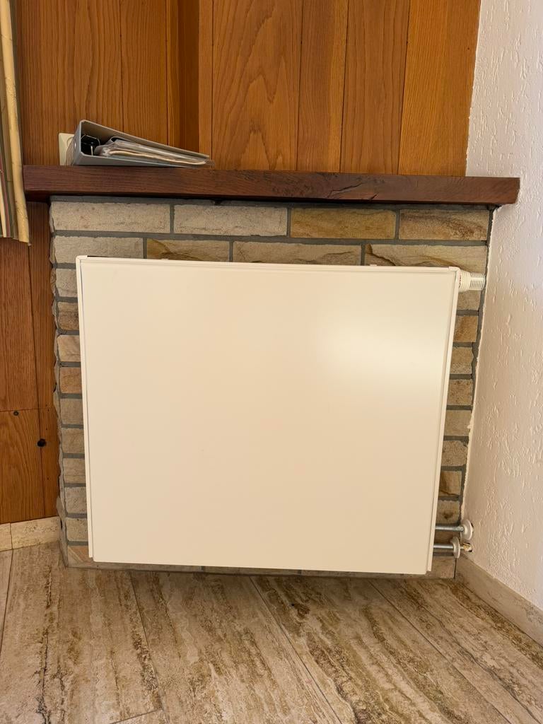 Radiator 80 x 70 cm, Ophalen, 30 tot 80 cm, Radiator, Zo goed als nieuw