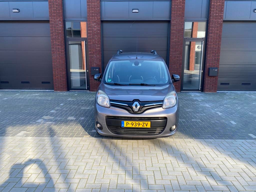 Renault Kangoo 1.2 TCE Family 2015 Grijs, Auto's, Voorwielaandrijving, 1350 kg, Stof, 4 cilinders