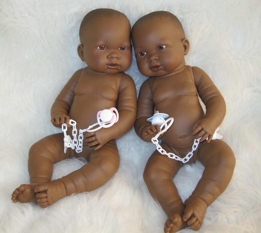 Llorens fullbody babypop donker Jongen o Meisje m speen 45cm, Nieuw, Ophalen of Verzenden, Babypop, .