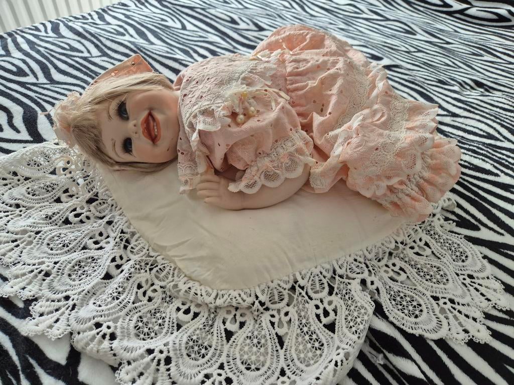 Porseleinen poppen, 6 stuks, handgemaakt, Verzamelen, Ophalen of Verzenden, Zo goed als nieuw, Pop