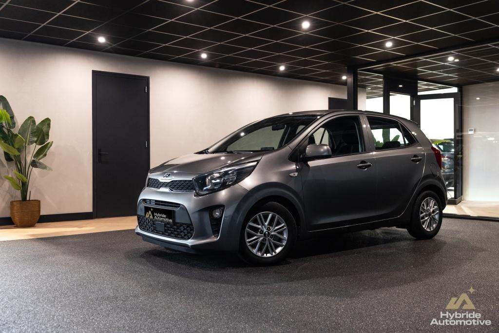 Kia Picanto 1.0 DPi DynamicLine | Carplay | Camera | Cruise, Keurmerk '100% Onderhouden', 12 maanden, Stof, Gebruikt
