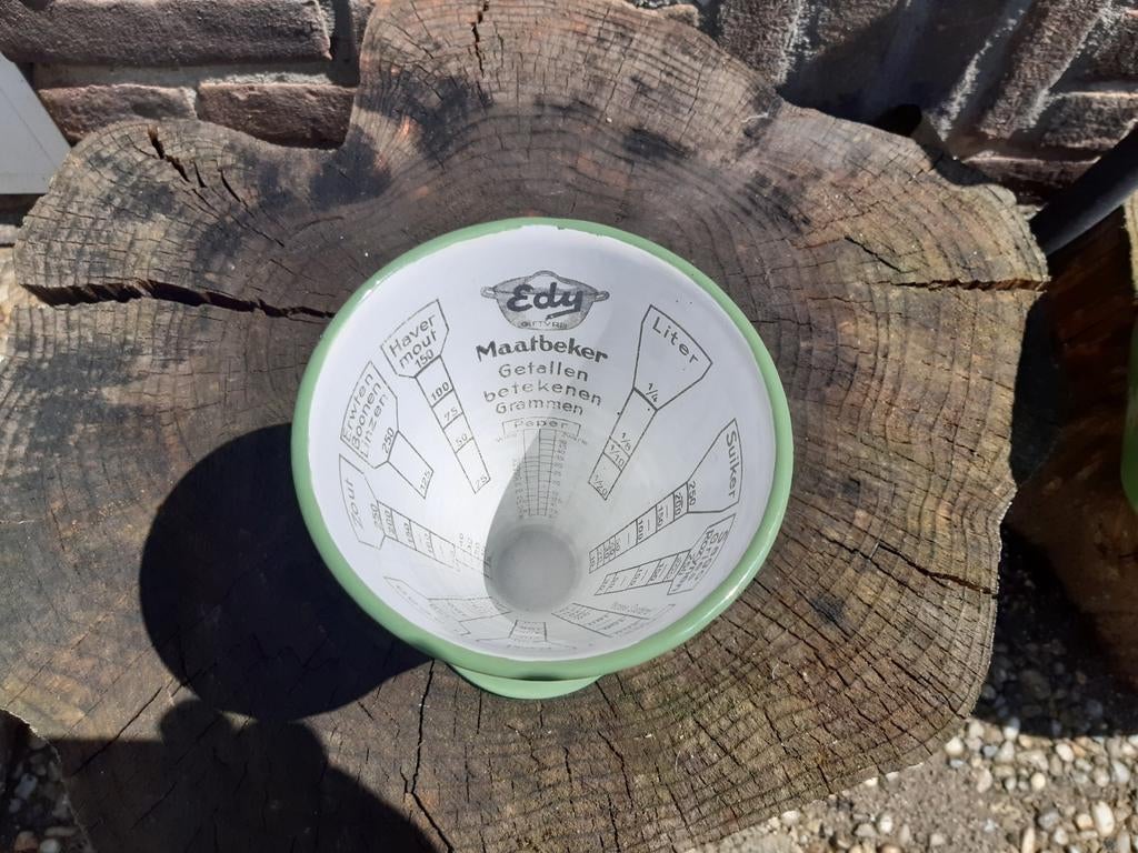 Reseda emaille maatbeker van Edy, Ophalen of Verzenden