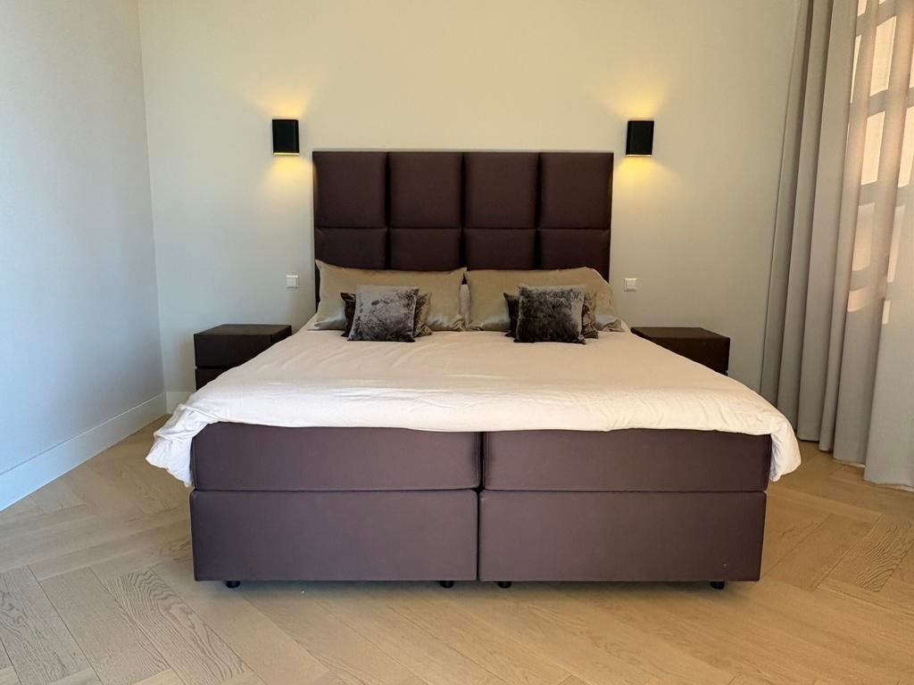 Swiss Sense boxspring Eric Kuster style, Huis en Inrichting, Slaapkamer | Boxsprings, Ophalen, Bruin, 210 cm, Tweepersoons