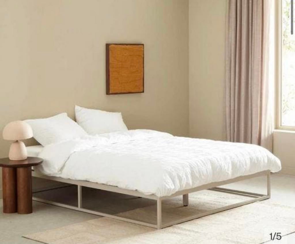 Bedframe 160x200 Nous Living, Ophalen, Tweepersoons, Zo goed als nieuw, Metaal