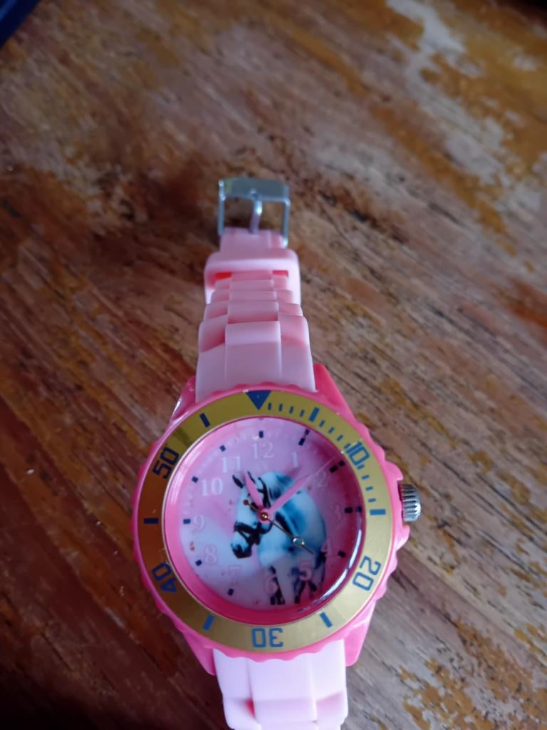 Roze kinderhorloge met paard, Ophalen of Verzenden, Zo goed als nieuw, Roze, Meisje