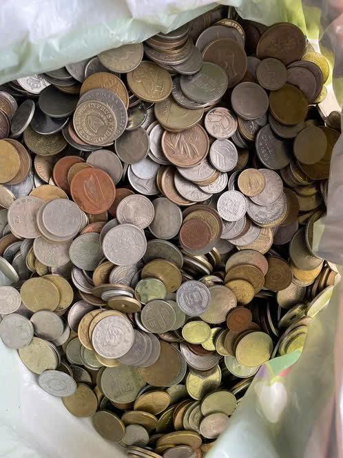 Munten 16 kg wereldmunten, Ophalen of Verzenden, Buitenland, Munten