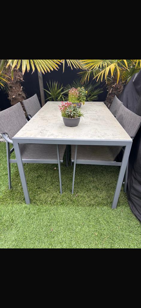 Tuintafel met 4stoelen, Ophalen, Gebruikt, Eettafel, 6 zitplaatsen