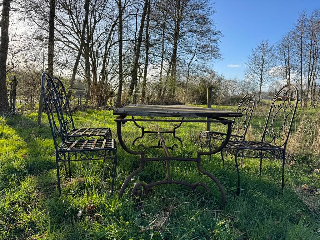 Vintage smeedijzeren tuinset / bistroset, Ophalen