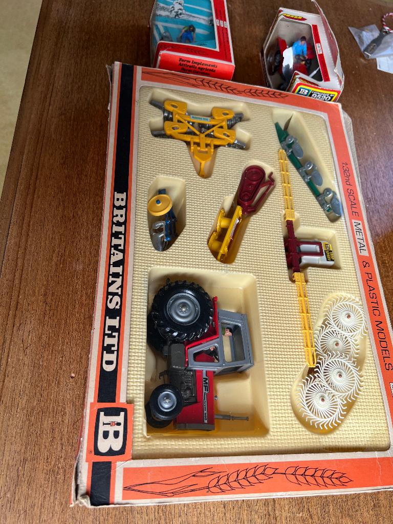 Britains 1:32 grote set jaren 80, Hobby en Vrije tijd, Modelauto's | 1:32, Britains, Tractor of Landbouw, Onbekend, Britains