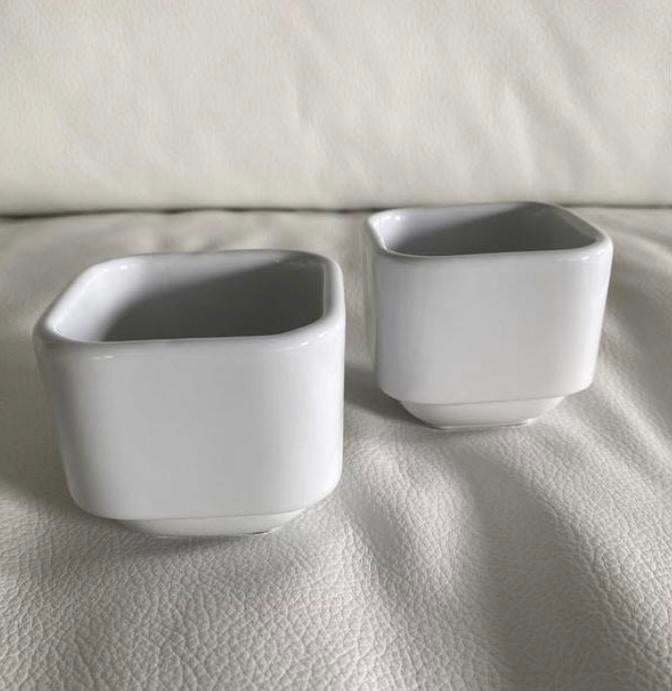 Schaaltjes Alessi vierkant Franco Sargiani 2 stuks ZGAN, Huis en Inrichting, Keuken | Servies, Keramiek, Ophalen of Verzenden