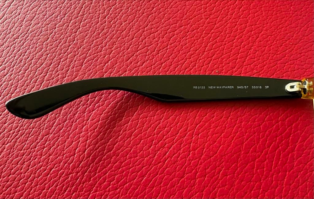 Ray-Ban New Wayfarer Zonnebril RB 2132 945/57 Gepolariseerd, Zonnebril, Overige kleuren, Ophalen of Verzenden, Zo goed als nieuw