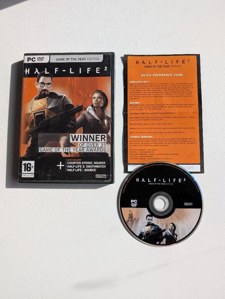 Half-life 2 game of the year edition PC, Spelcomputers en Games, Shooter, 1 speler, Ophalen of Verzenden, Zo goed als nieuw