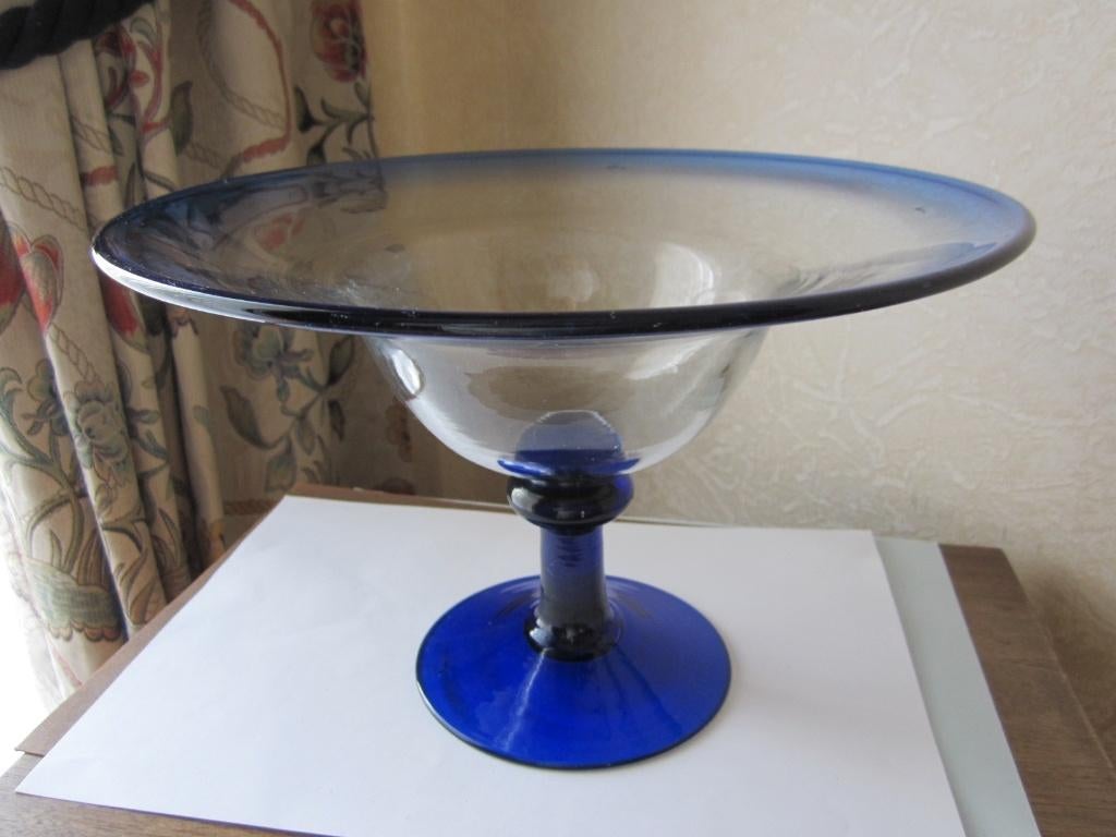 Mondgeblazen tazza - schaal op voet - kobaltblauw, Verzenden