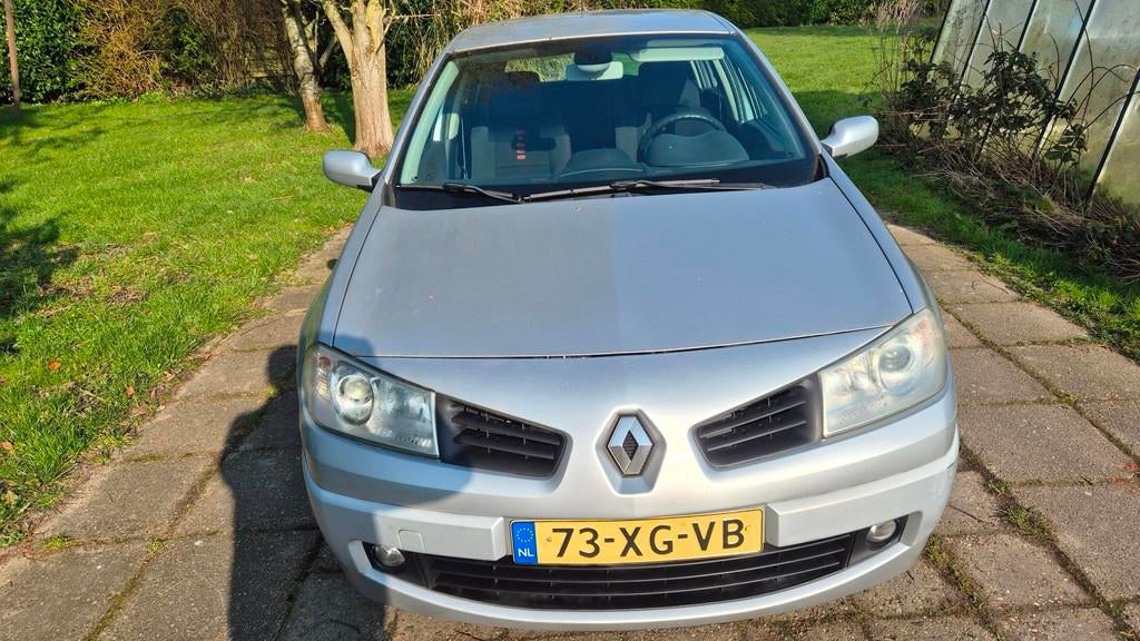 Renault Mégane 1.6-16V Business Line DISTRIBUTIE VERV. 2023, Voorwielaandrijving, Gebruikt, 4 cilinders, 49 €/maand