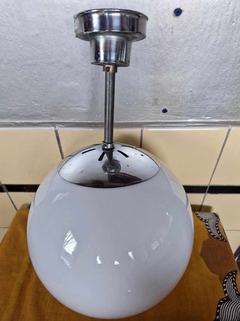 vintage bol hanglamp modernistisch., Ophalen of Verzenden, Gebruikt, Glas, Minder dan 50 cm