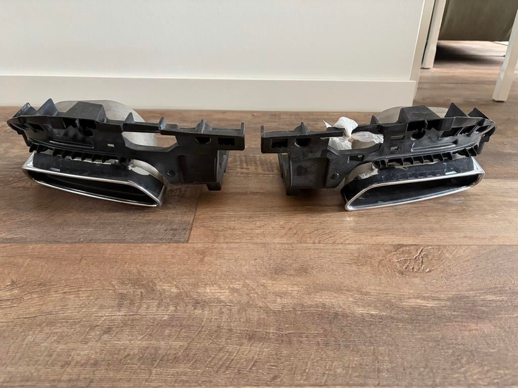 Audi uitlaatsierstukken 4G0 253 825 N/P, Ophalen of Verzenden, Gebruikt, Audi