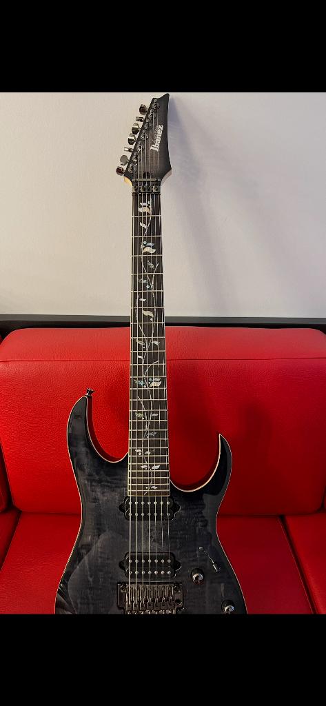 Ibanez RG8527-BRE J-Custom (Guitar Summit), Ophalen of Verzenden, Zo goed als nieuw, Solid body, Ibanez