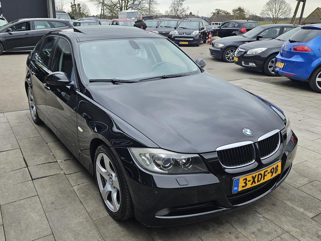 BMW 3-serie 320d Dynamic Executive *AC*Heatseat*Automaat, Automaat, 745 kg, 4 cilinders, Zwart