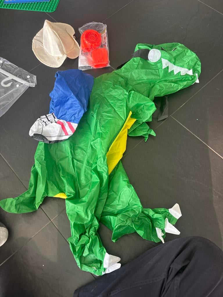 Opblaasbaar Dinosaurus Kostuum met Ventilator, Ophalen of Verzenden, Gebruikt, Pak of Jurk