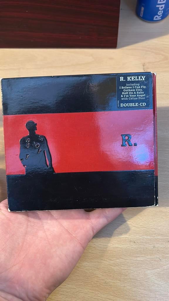 R kelly cd 1996, Audio, Tv en Foto, Videocamera's Analoog, Ophalen of Verzenden, 8mm