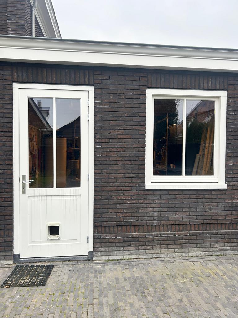 Buitendeur met kozijn en raam met kozijn., Gebruikt, 80 tot 100 cm, 215 cm of meer, Ophalen of Verzenden