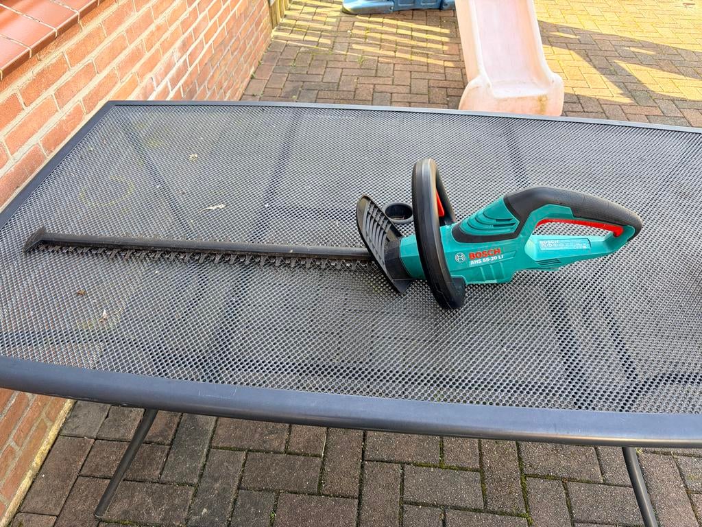 Bosch AHS 55-20 LI accu heggenschaar, Tuin en Terras, Ophalen of Verzenden, Gebruikt, Accu