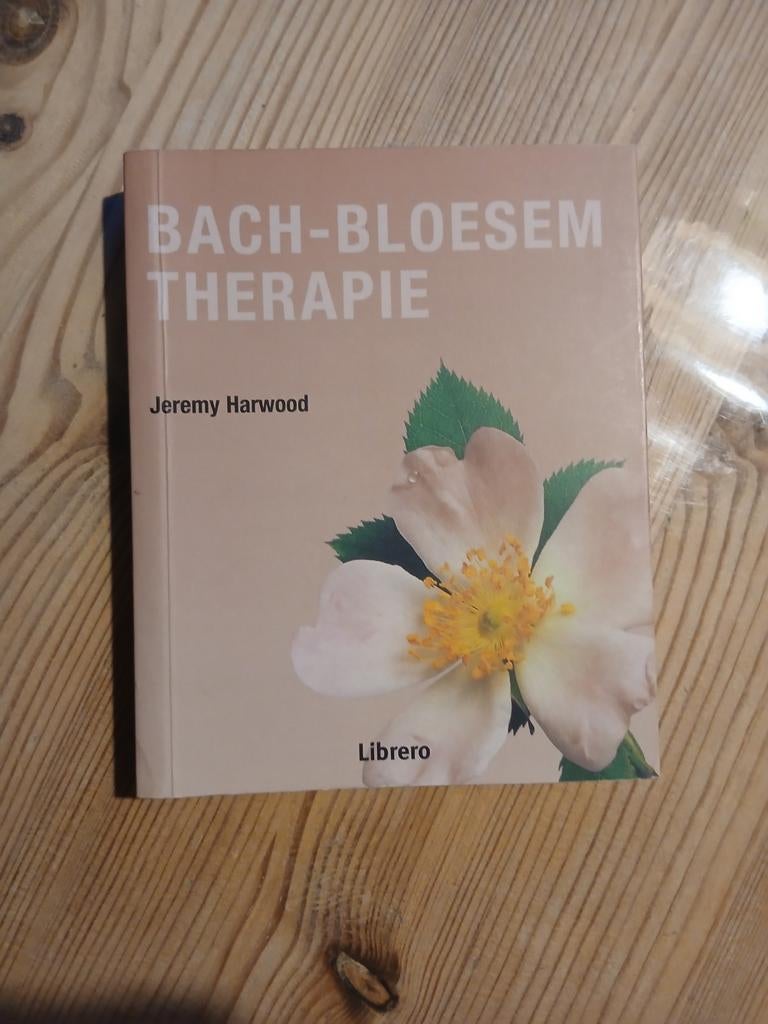 Bach-Bloesem Therapie - Jeremy Harwood, Ophalen of Verzenden, Gelezen, Kruiden en Alternatief