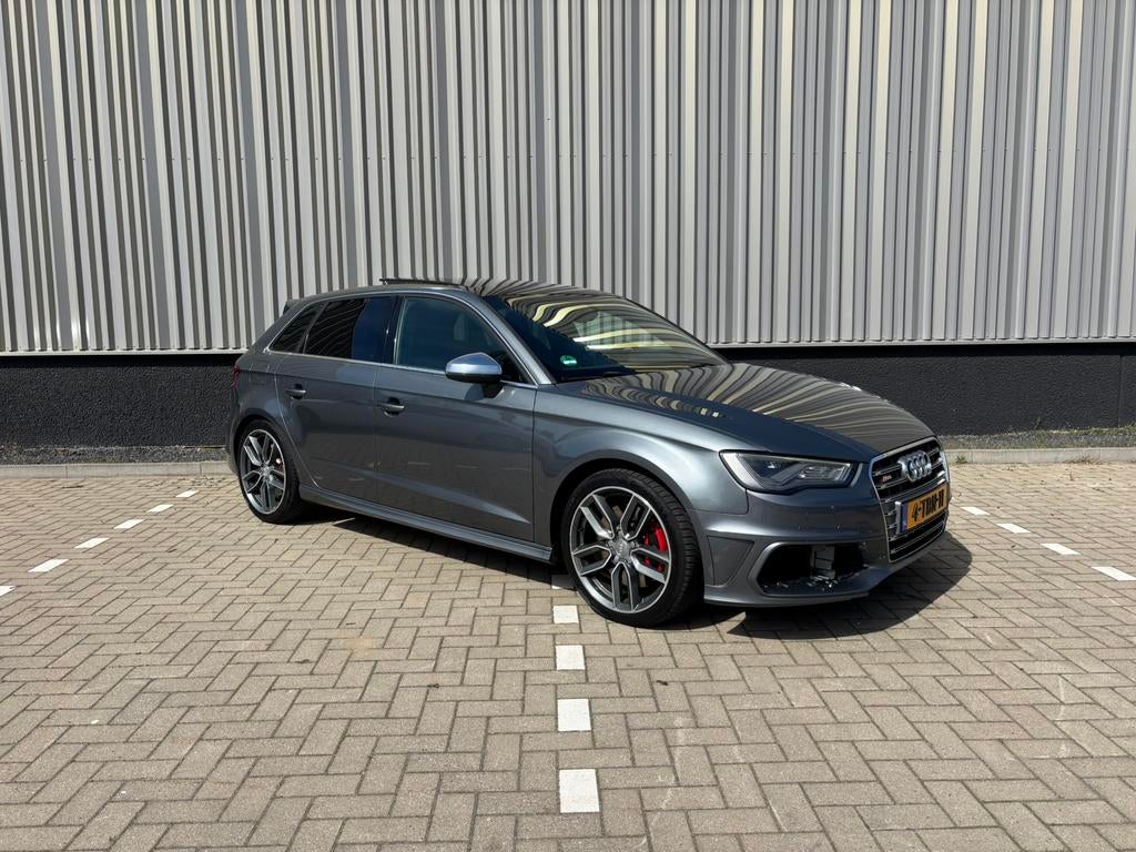 Audi S3 2.0 Tfsi 221KW Sportback Quattro | Lichte Schade |, Automaat, S3, 4 cilinders, 1984 cc