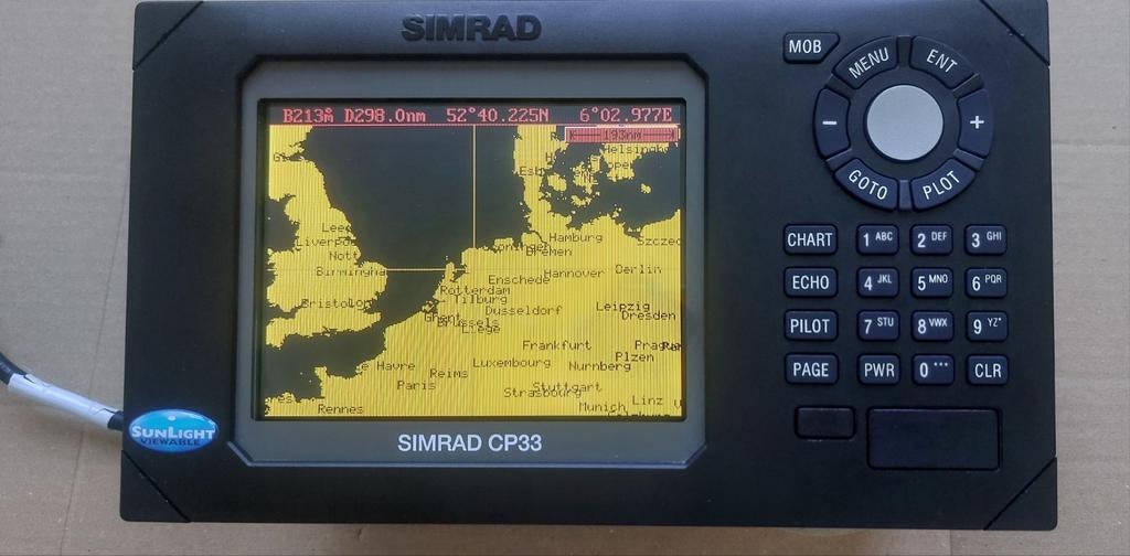 Simrad CP33 Kaartplotter fishfinder., Watersport en Boten, Navigatiemiddelen en Scheepselektronica, Ophalen of Verzenden, Zo goed als nieuw