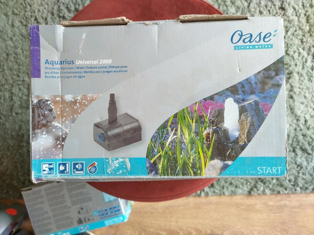 Oase Aquarius Universal 2000 Fonteinpomp 2000 l fonteinpomp, Ophalen of Verzenden, Nieuw, Vijverpomp