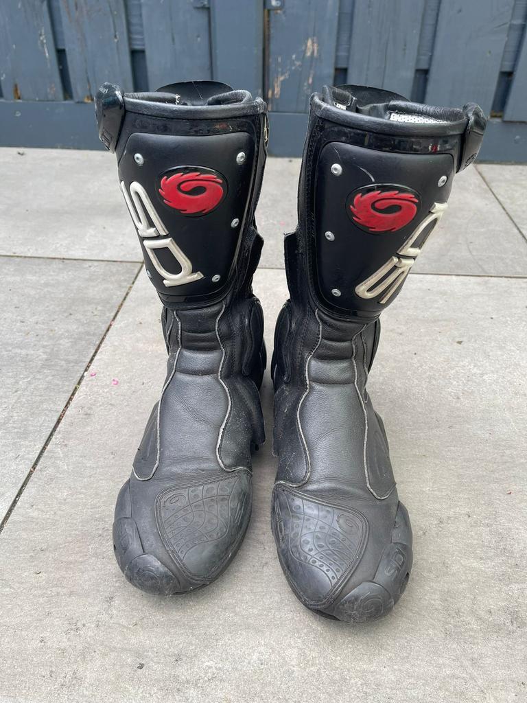 Sidi motorlaarzen maat 45, Motoren, Kleding | Motorkleding, Laarzen, Tweedehands, Ophalen